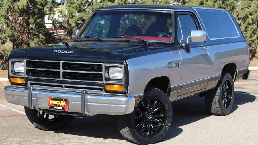 1988 Dodge Ramcharger - Image 9 of 27