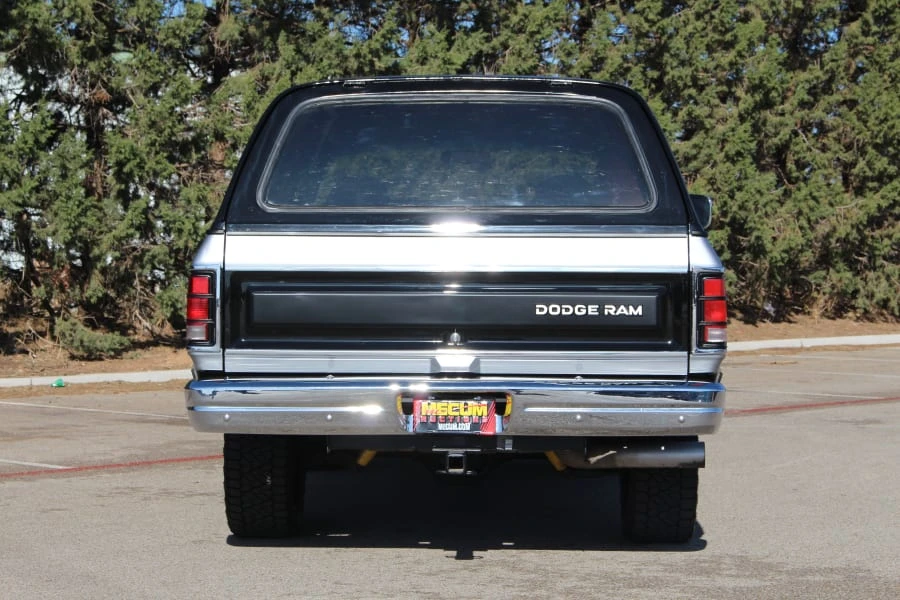 1988 Dodge Ramcharger - Image 5 of 27