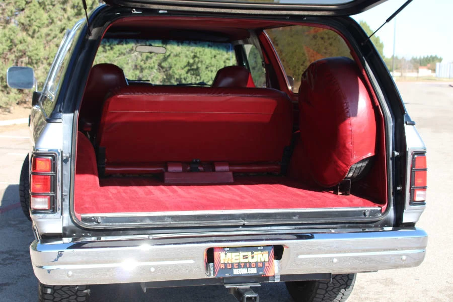 1988 Dodge Ramcharger - Image 25 of 27