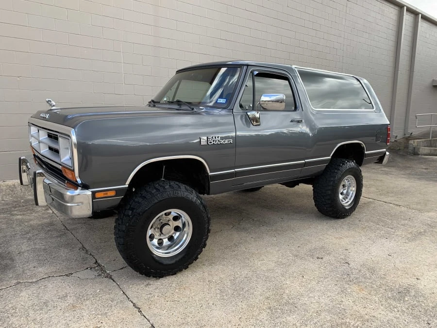 1988 Dodge Ramcharger - Image 11 of 11