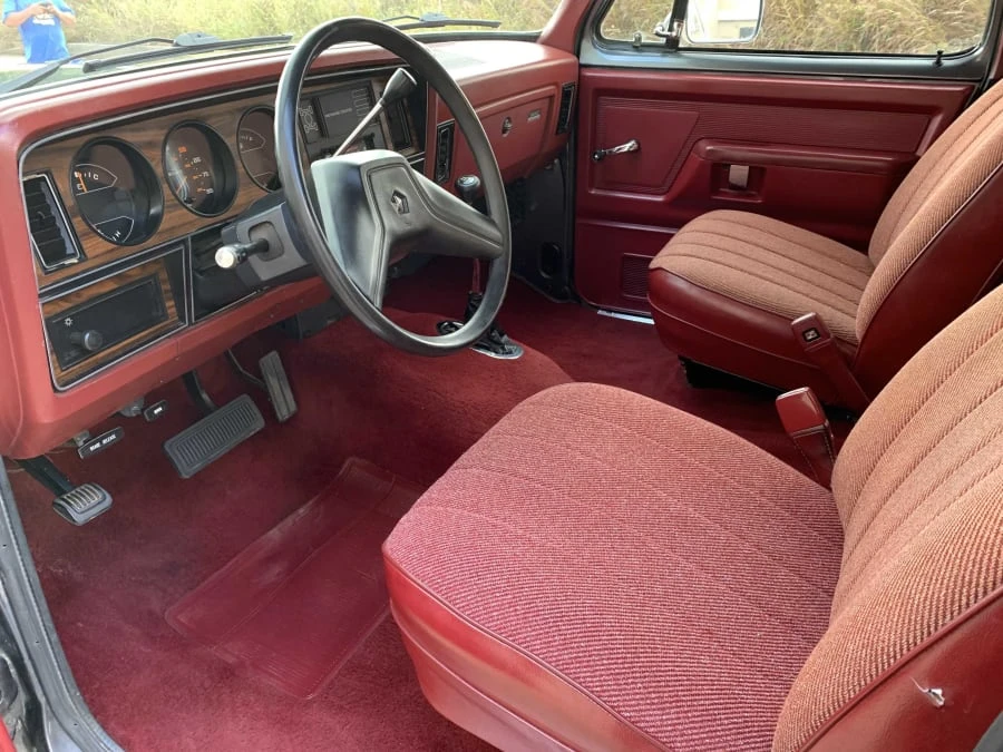 1988 Dodge Ramcharger - Image 4 of 11