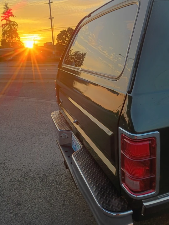 1988 Dodge Ramcharger - Image 17 of 22