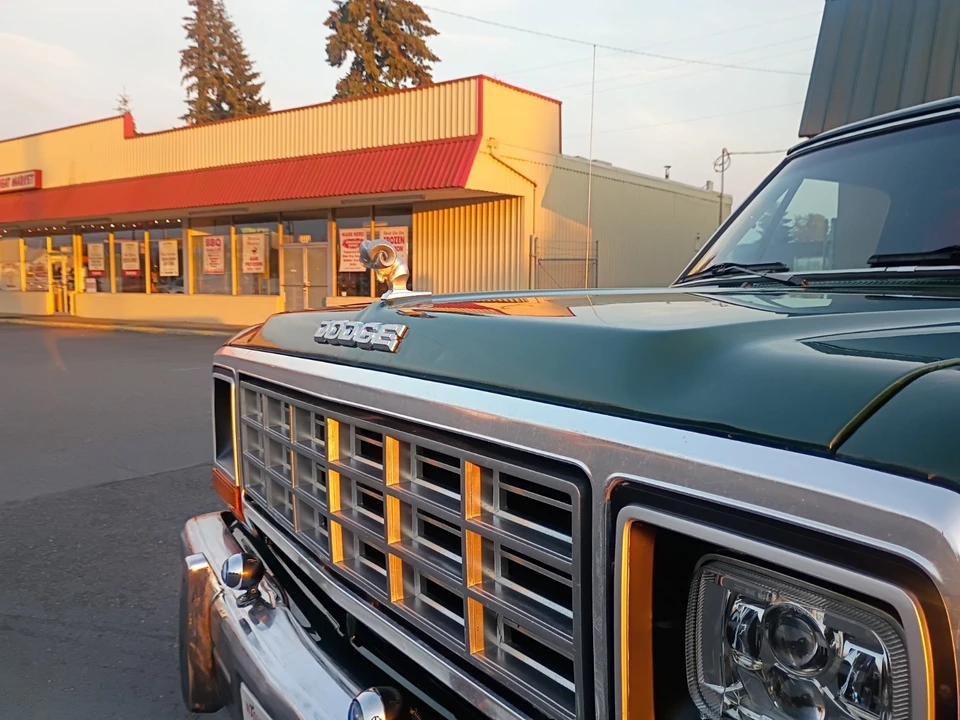 1988 Dodge Ramcharger - Image 7 of 22