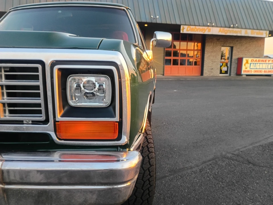 1988 Dodge Ramcharger - Image 10 of 22