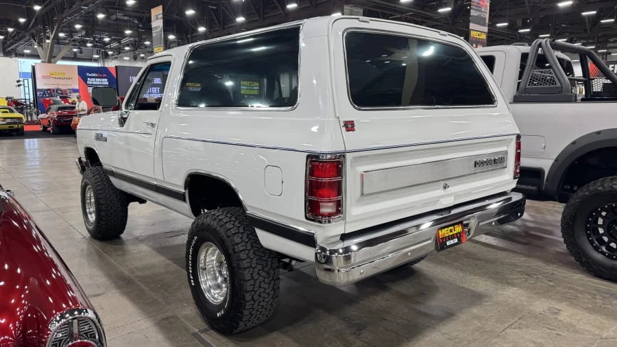 1988 Dodge Ramcharger - Image 2 of 6