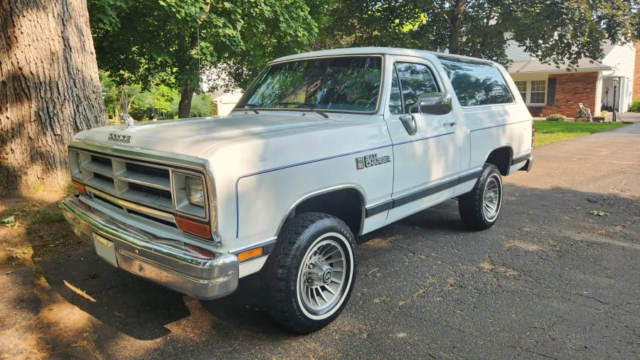 1988 Dodge Ramcharger - Image 6 of 8