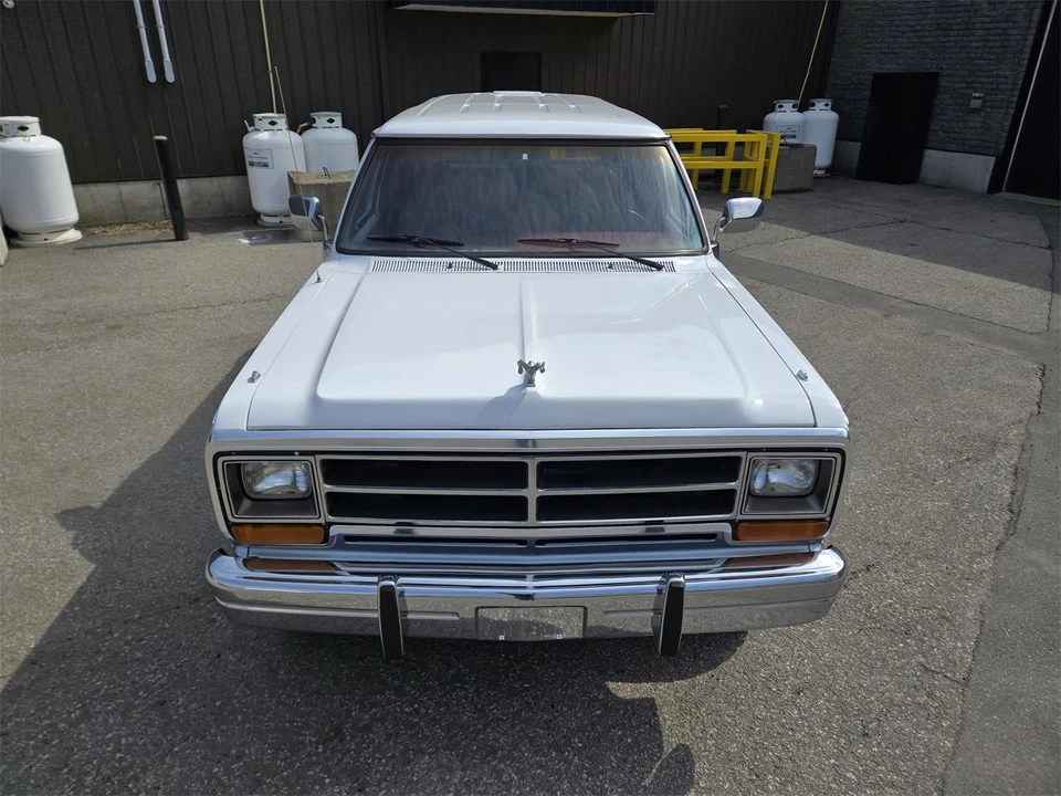 1988 Dodge Ramcharger - Image 11 of 31