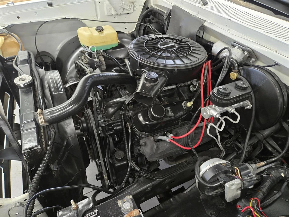 1988 Dodge Ramcharger - Image 26 of 31