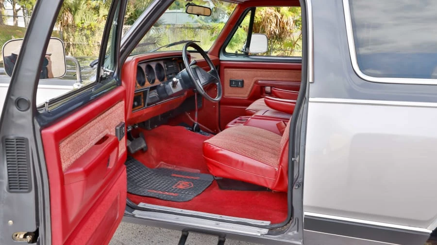 1988 Dodge Ramcharger - Image 4 of 27