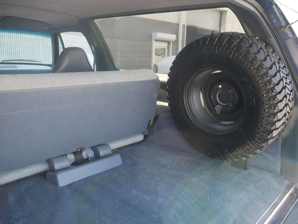 1988 Dodge Ramcharger - Image 8 of 24