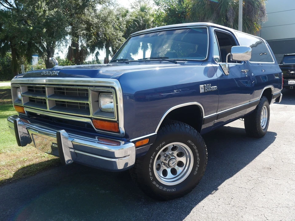 1988 Dodge Ramcharger - Image 17 of 24