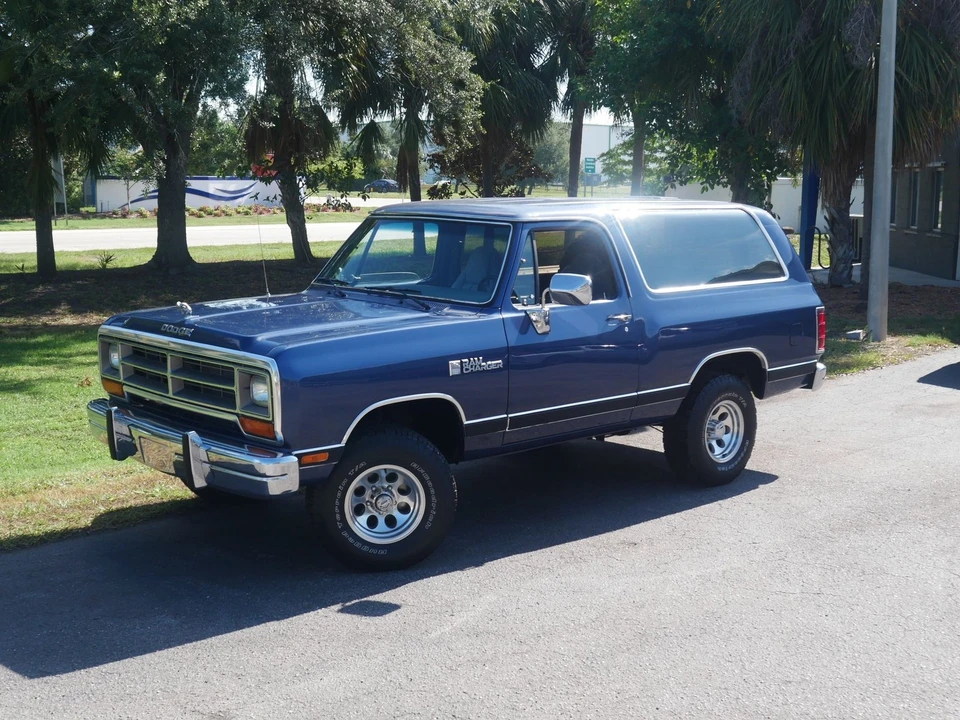 1988 Dodge Ramcharger - Image 16 of 24