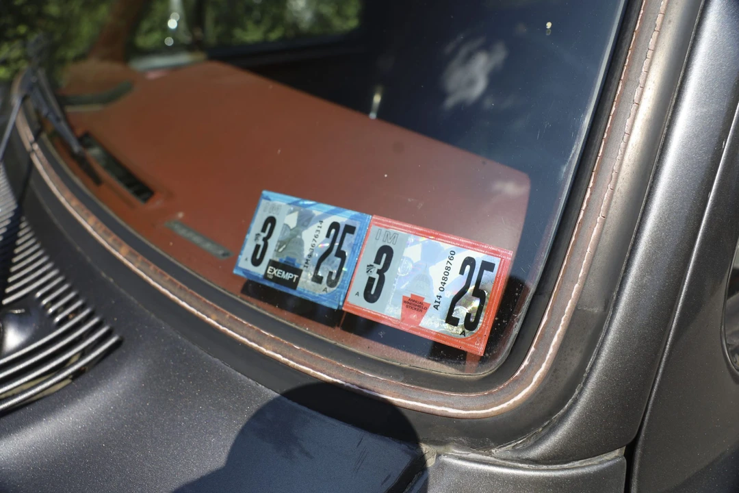 1988 Dodge Ramcharger - Image 29 of 31