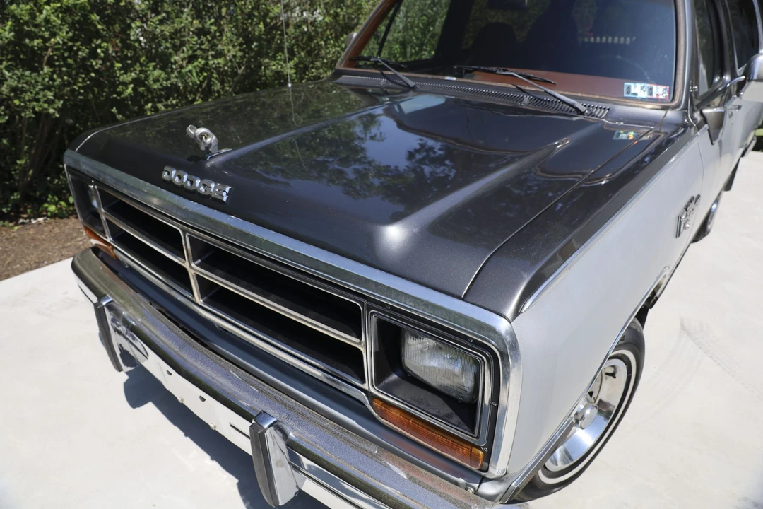 1988 Dodge Ramcharger - Image 23 of 31