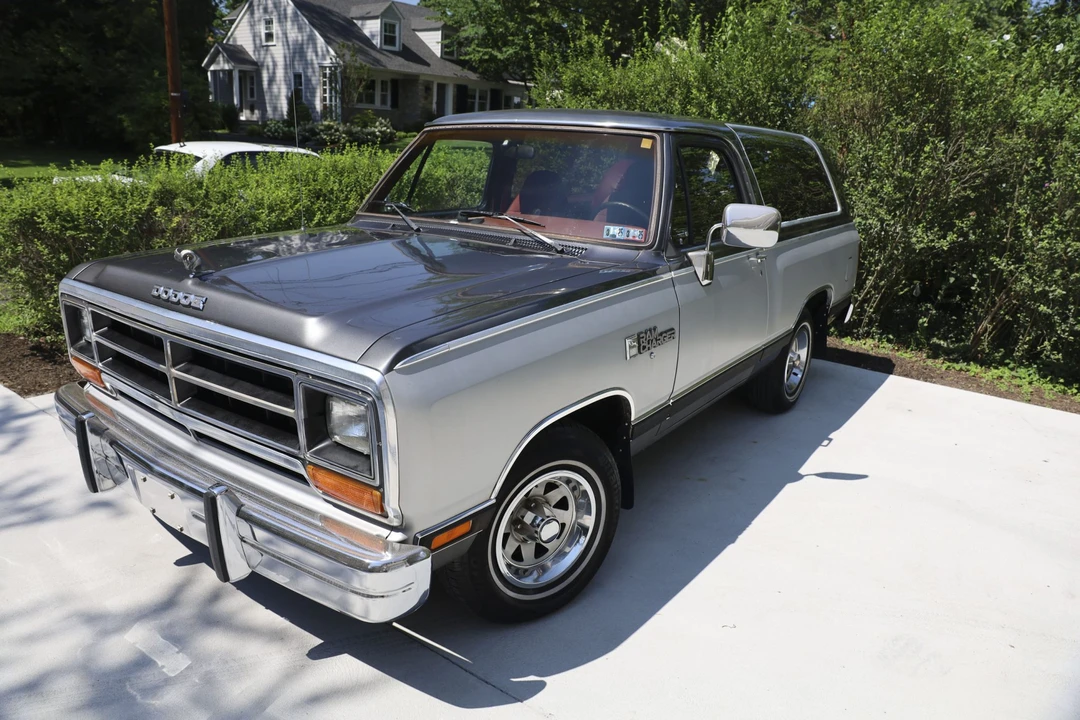 1988 Dodge Ramcharger - Image 4 of 31