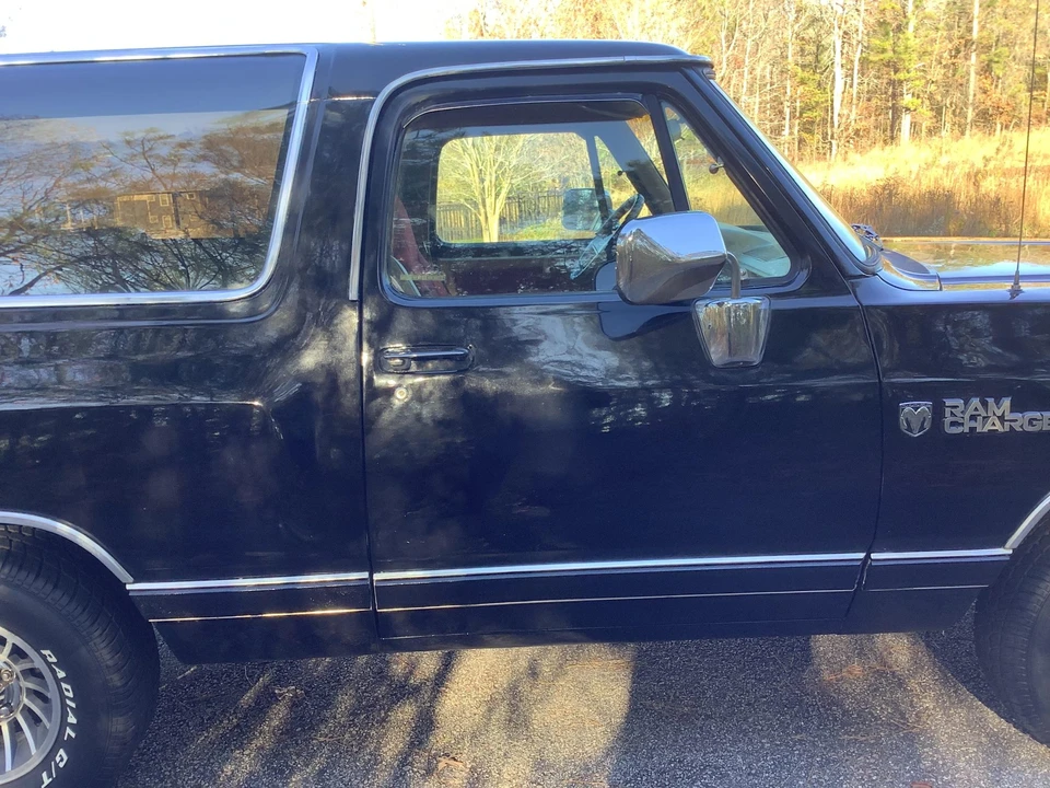 1988 Dodge Ramcharger - Image 28 of 31