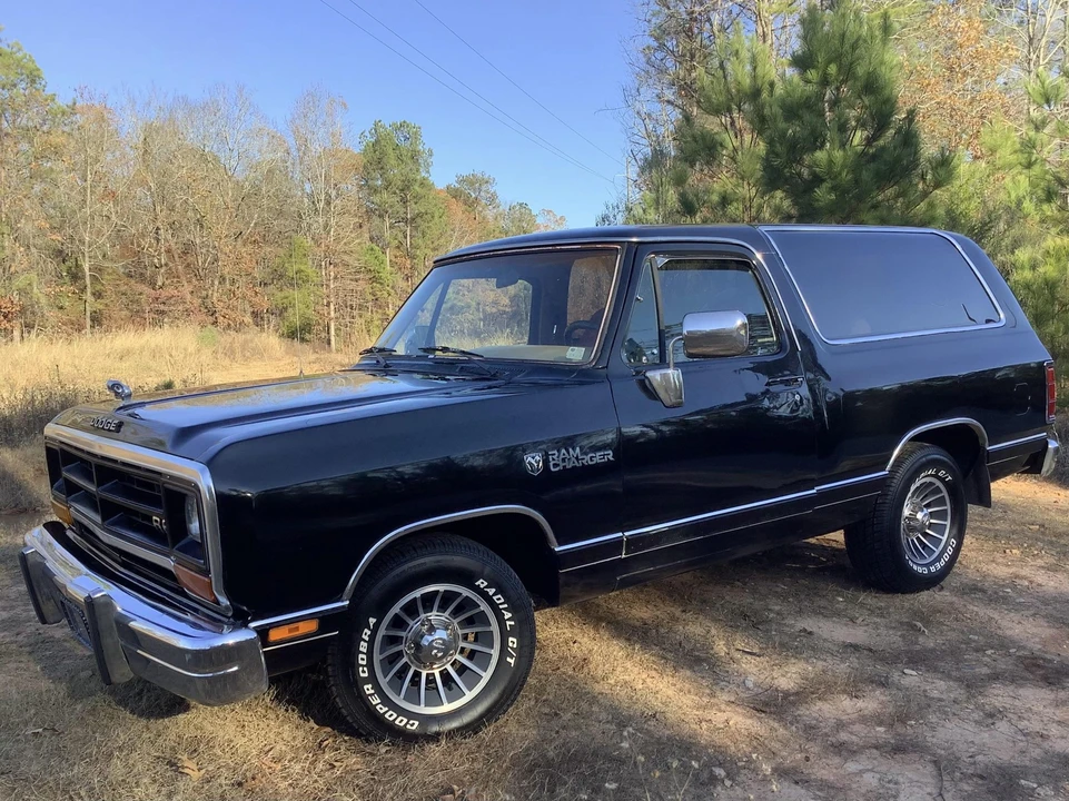1988 Dodge Ramcharger - Image 4 of 31