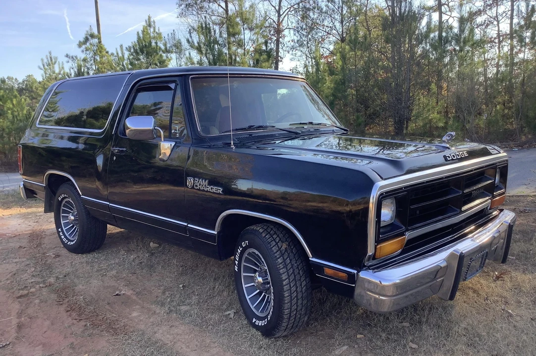 1988 Dodge Ramcharger - Image 8 of 31