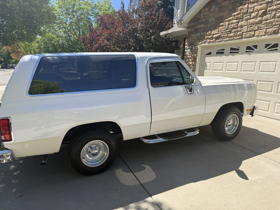 1988 Dodge Ramcharger - Image 6 of 31