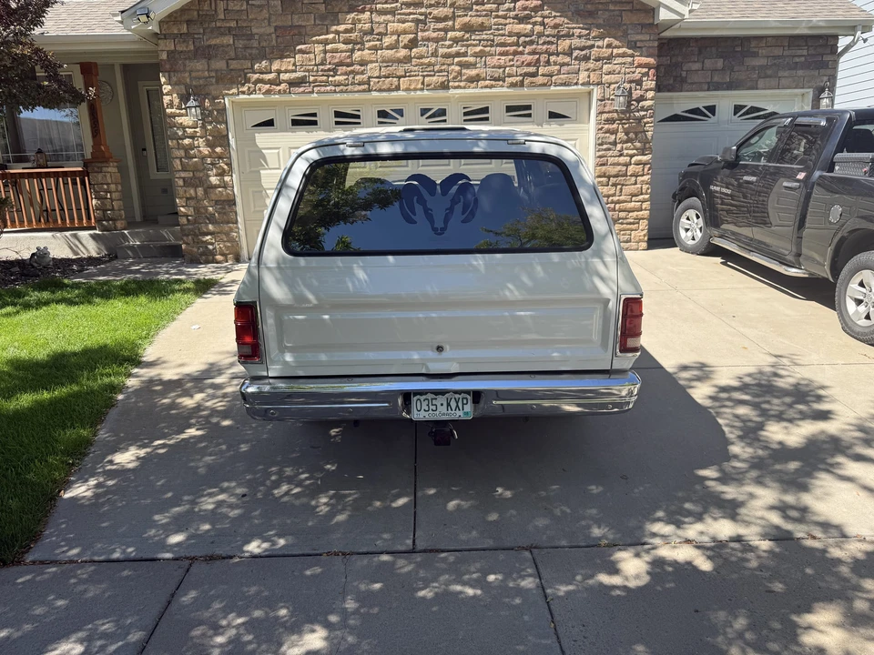 1988 Dodge Ramcharger - Image 8 of 31