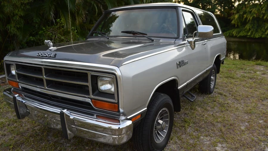1988 Dodge Ramcharger - Image 23 of 26