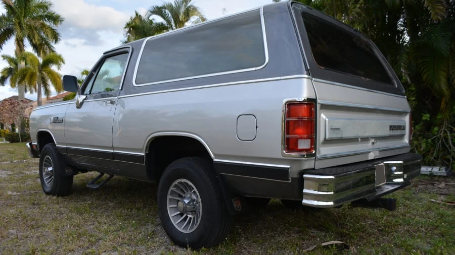 1988 Dodge Ramcharger - Image 3 of 26