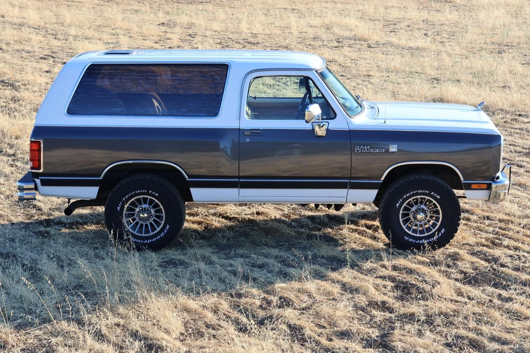 1988 Dodge Ramcharger - Image 3 of 31