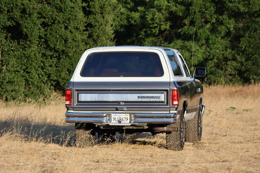 1988 Dodge Ramcharger - Image 4 of 31
