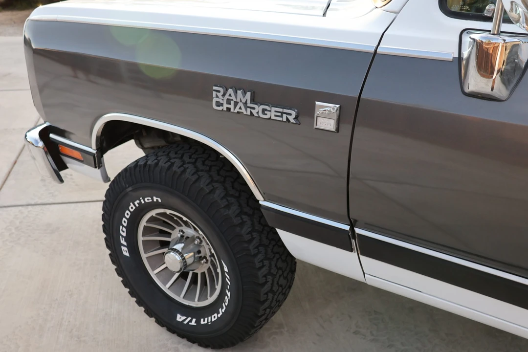 1988 Dodge Ramcharger - Image 23 of 31