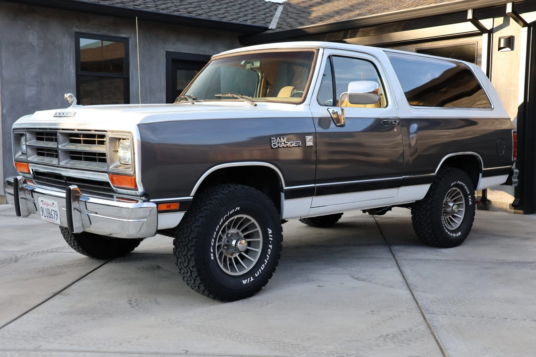 1988 Dodge Ramcharger - Image 5 of 31
