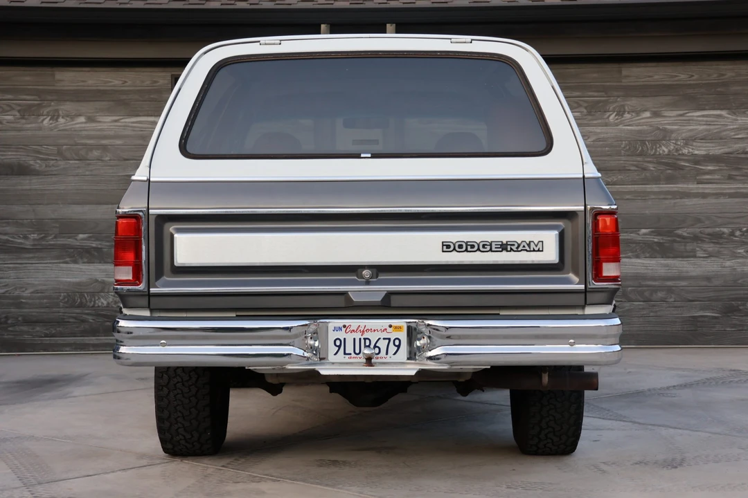 1988 Dodge Ramcharger - Image 10 of 31