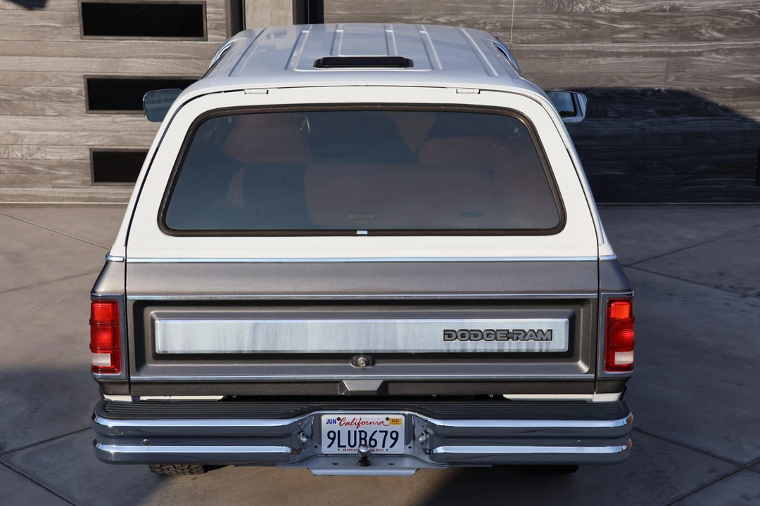 1988 Dodge Ramcharger - Image 13 of 31