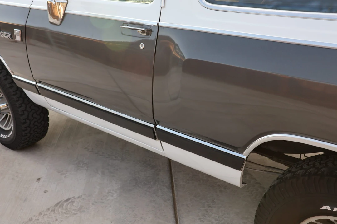 1988 Dodge Ramcharger - Image 25 of 31