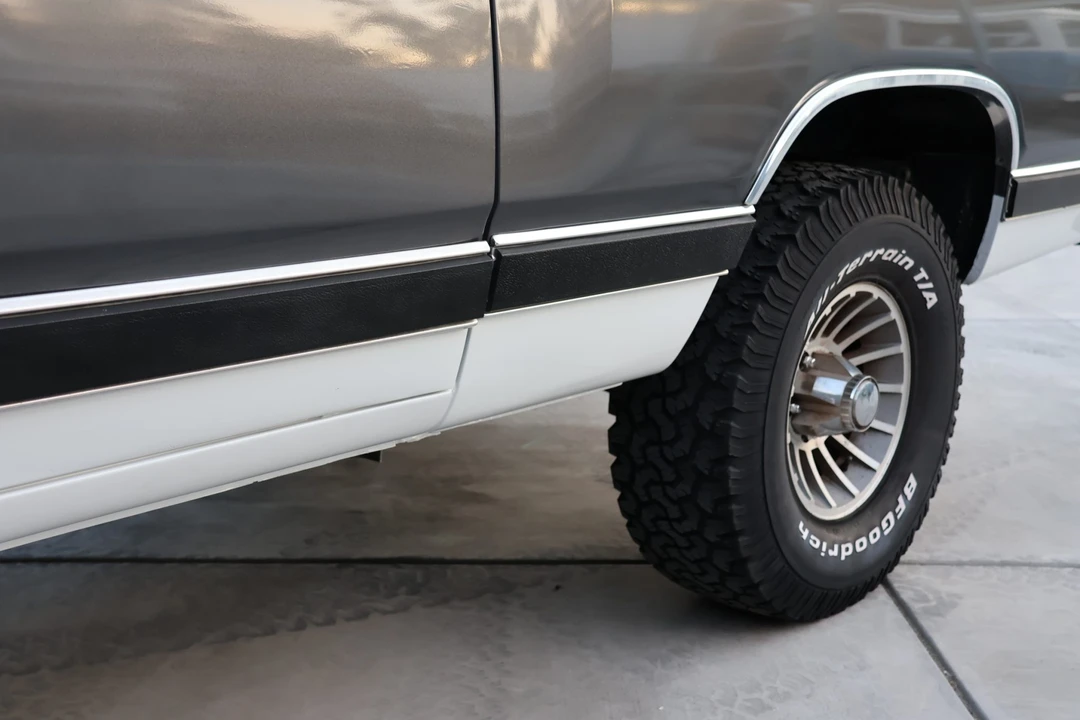 1988 Dodge Ramcharger - Image 26 of 31