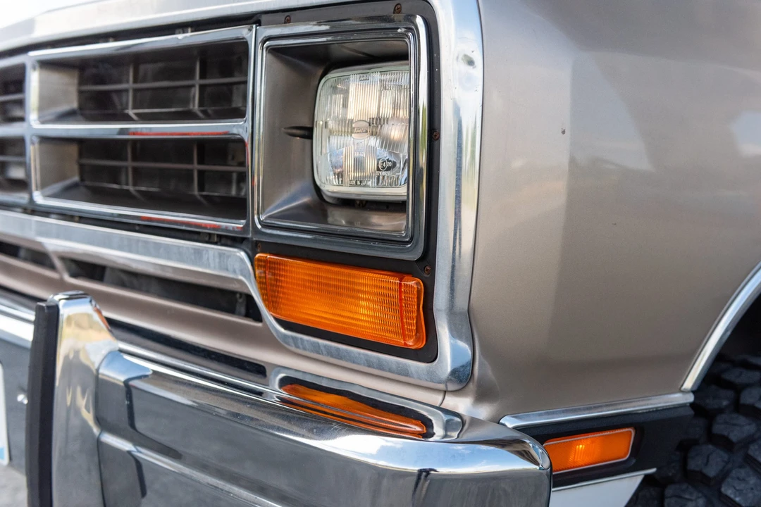 1988 Dodge Ramcharger - Image 15 of 31