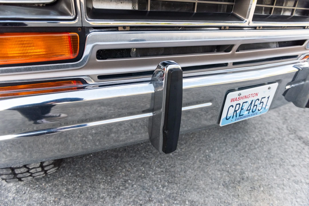 1988 Dodge Ramcharger - Image 25 of 31