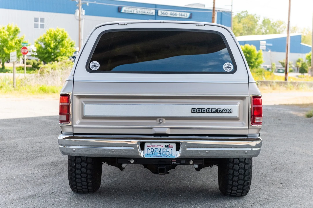 1988 Dodge Ramcharger - Image 6 of 31