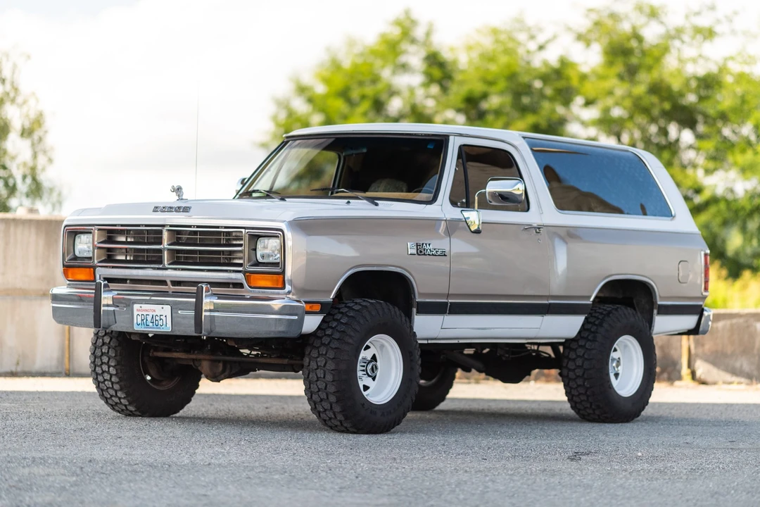1988 Dodge Ramcharger - Image 9 of 31