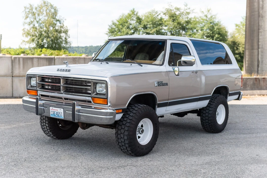 1988 Dodge Ramcharger - Image 10 of 31