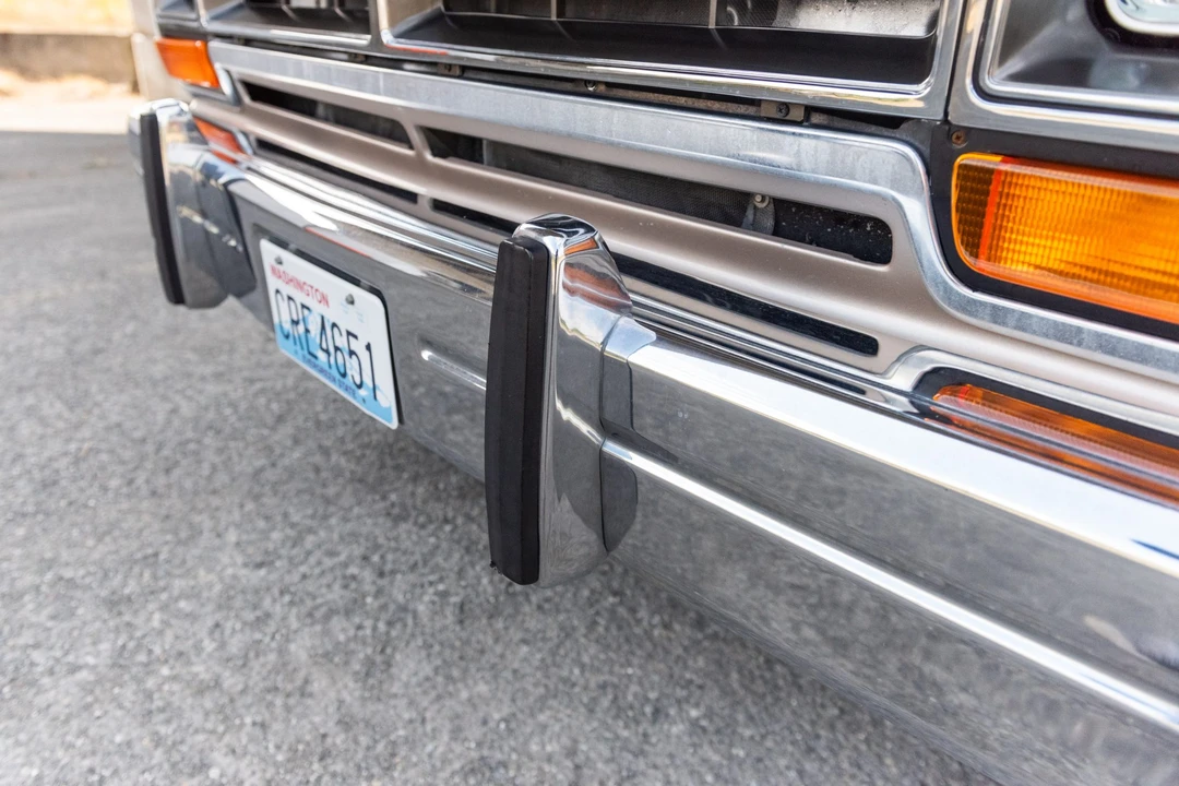 1988 Dodge Ramcharger - Image 26 of 31