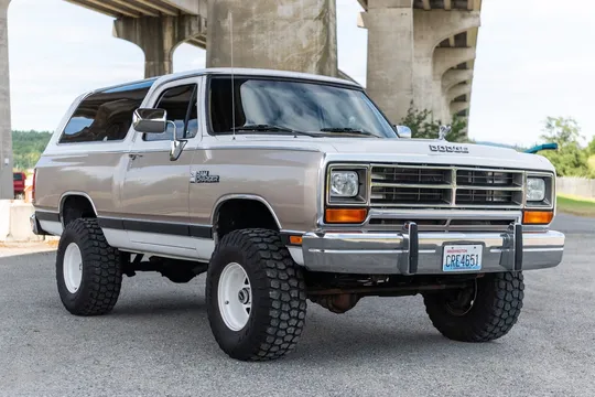 1988 Dodge Ramcharger LE 4×4