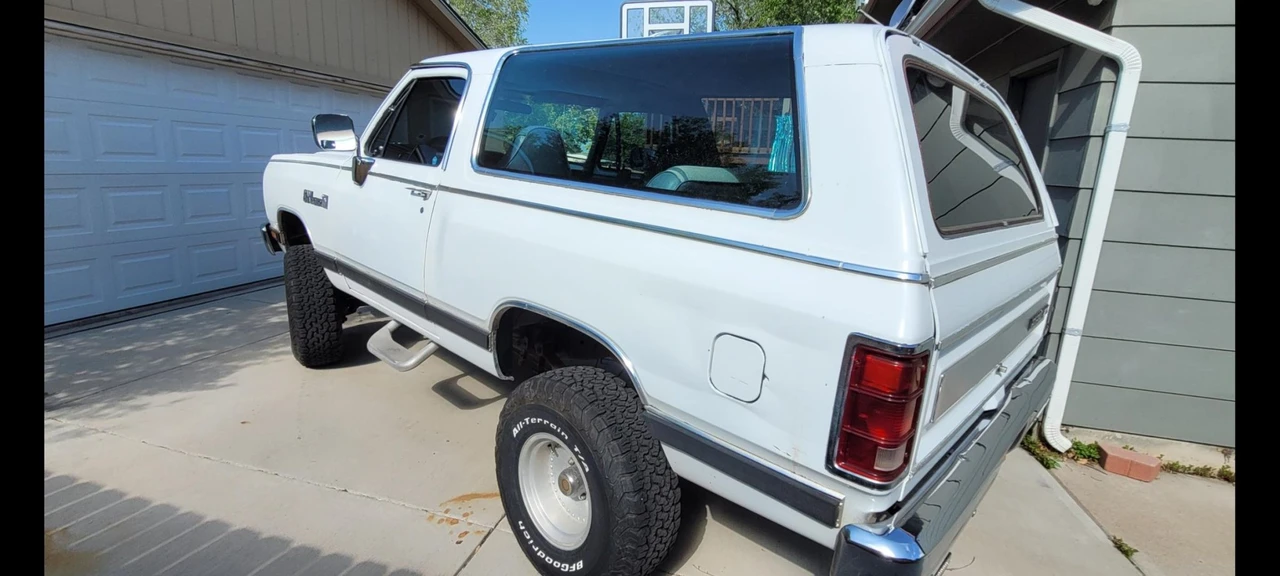 1988 Dodge Ramcharger - Image 4 of 31
