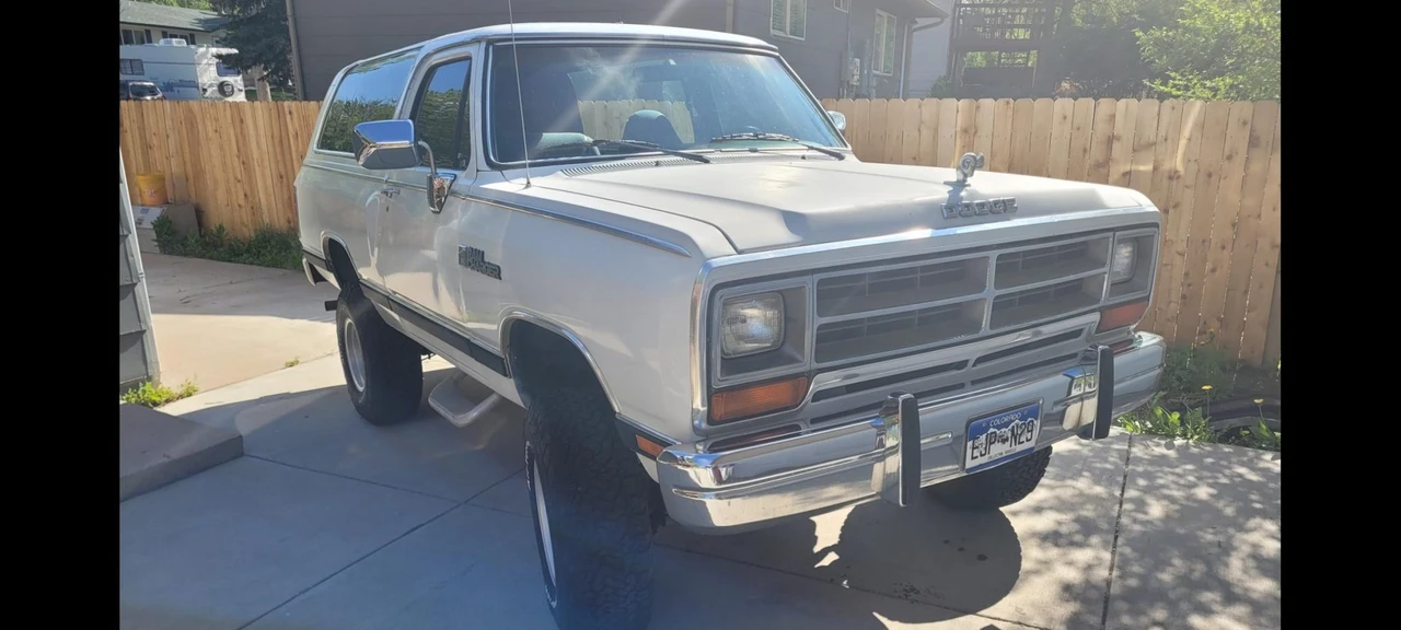 1988 Dodge Ramcharger - Image 9 of 31