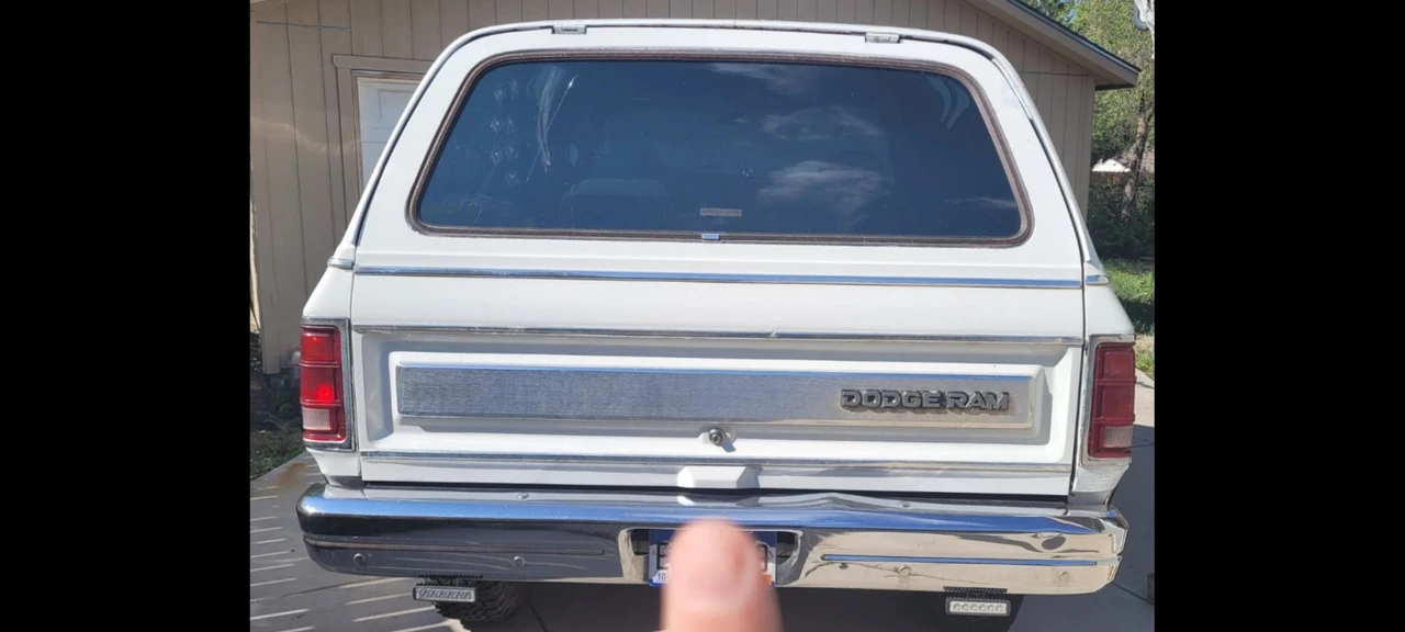 1988 Dodge Ramcharger - Image 5 of 31