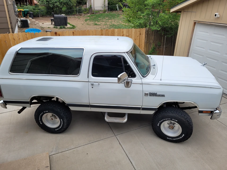 1988 Dodge Ramcharger - Image 11 of 31