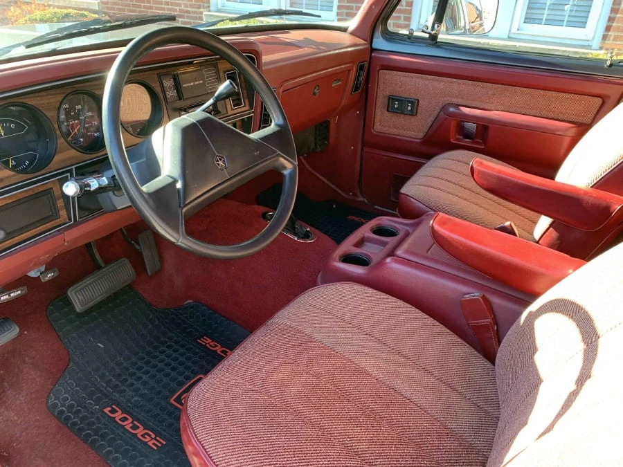 1988 Dodge Ramcharger - Image 4 of 8