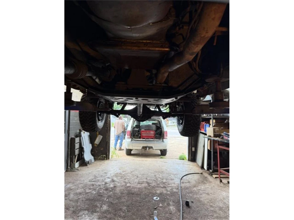 1988 Dodge Ramcharger - Image 10 of 18