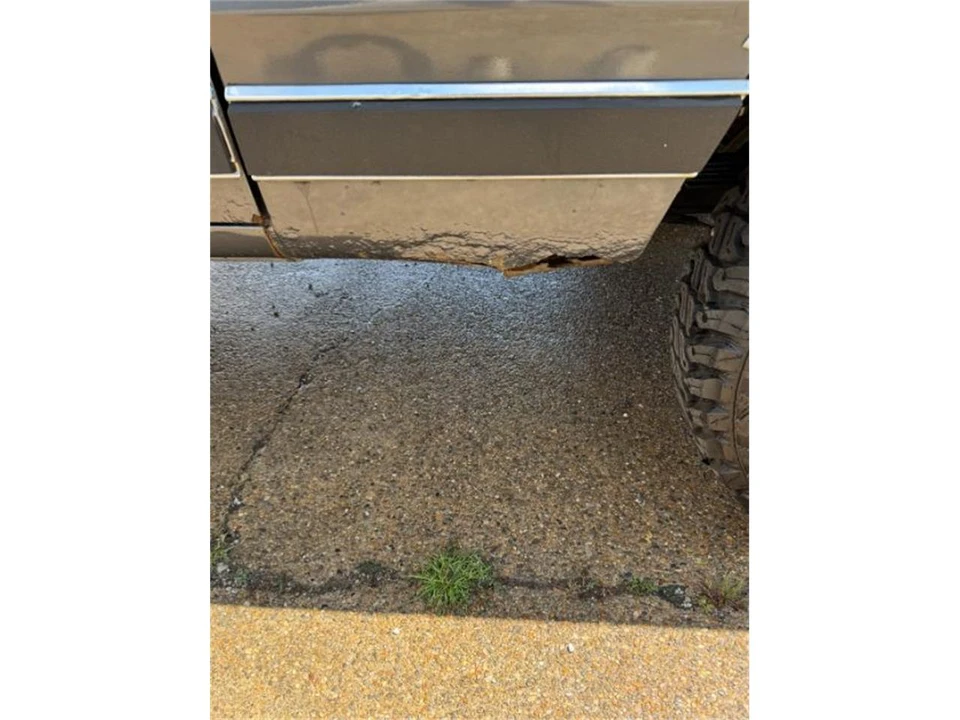 1988 Dodge Ramcharger - Image 14 of 18