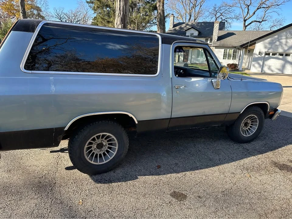 1988 Dodge Ramcharger - Image 2 of 9