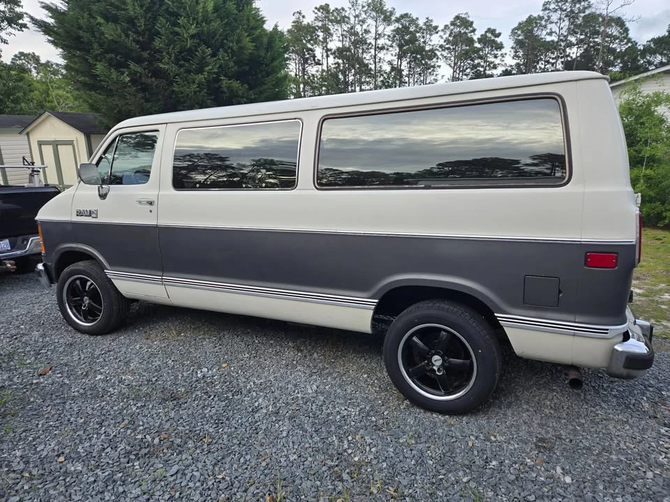1988 Dodge Ram 1st Gen - Image 5 of 18
